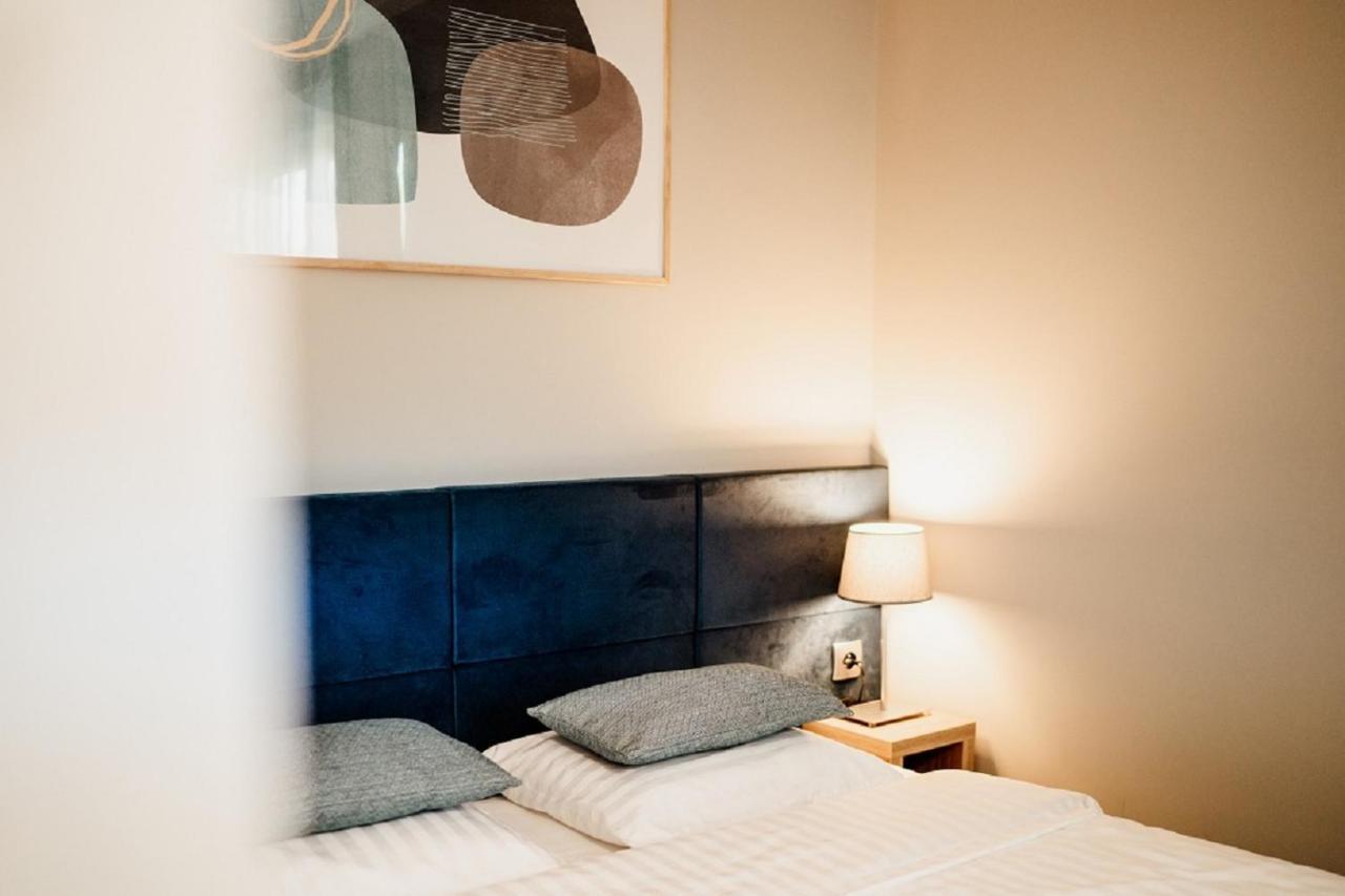 Roza Rooms Zator Bagian luar foto